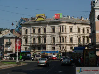 Реклама - дахова установка БТА банку.