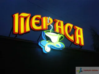 Світлова вивіска кафе Тераса.
