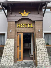 Вивіска для готелю "Hotel". Об'ємні світлові літери. Львів