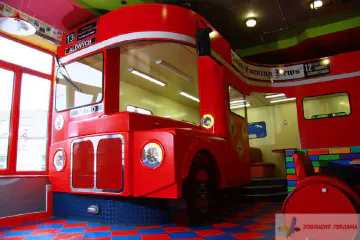 Інтер'єрна реклама. Автобус  піцерія.