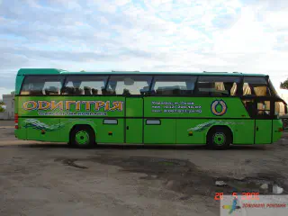 Оформлення автобуса плівками Оракал.