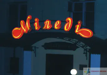 Об'ємні світлові букви Міледі.