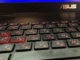 Гравірування клавіатур та корпусів мобільних пристроїв, телефонів, ноутбуків