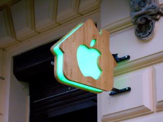 Світловий короб довільної форми